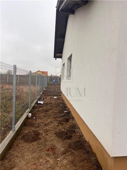 Casa individuala - Teren 635 mp - toate utilitatile. - 3