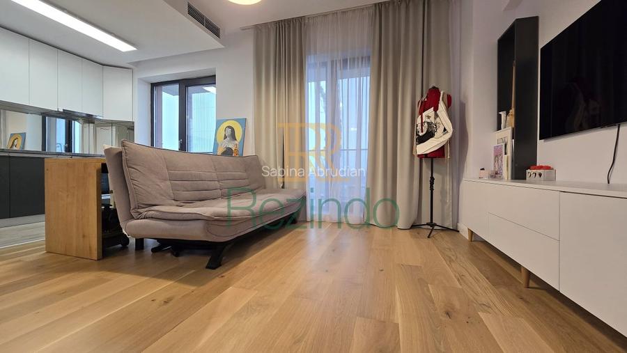 Studio dublu modern gata de mutat, in ansamblu premiat