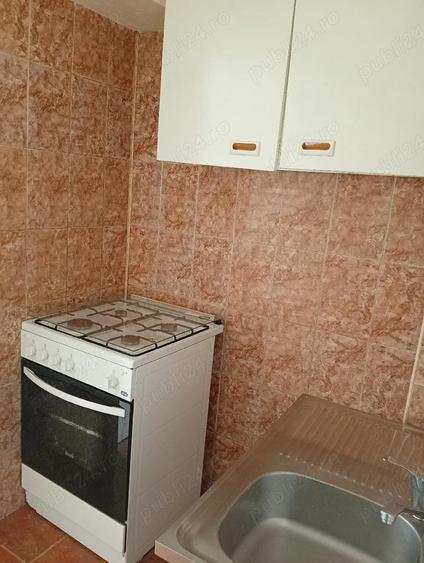 Garsoniera Pitesti etaj 1 - 3