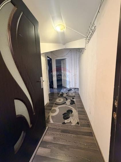 Apartament 3 camere, curte de 140 mp, Bariera Valcii, comision zero - 8