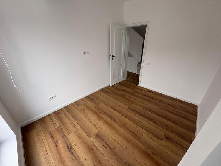 Case individuale cuplate 120 mp Terasă 30 mp  Curte 60 mp - 16