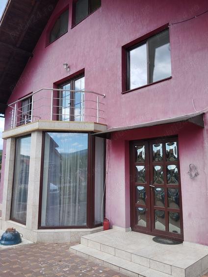 Vand casa la cheie in O?elu Ro?u - 3