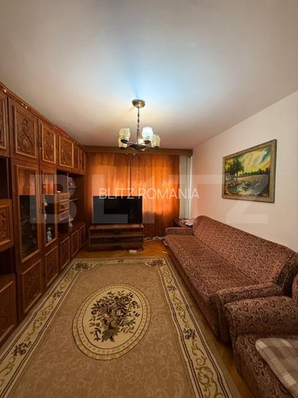 Apartament 3 camere, decomandat, etajul 2, zona Grivita