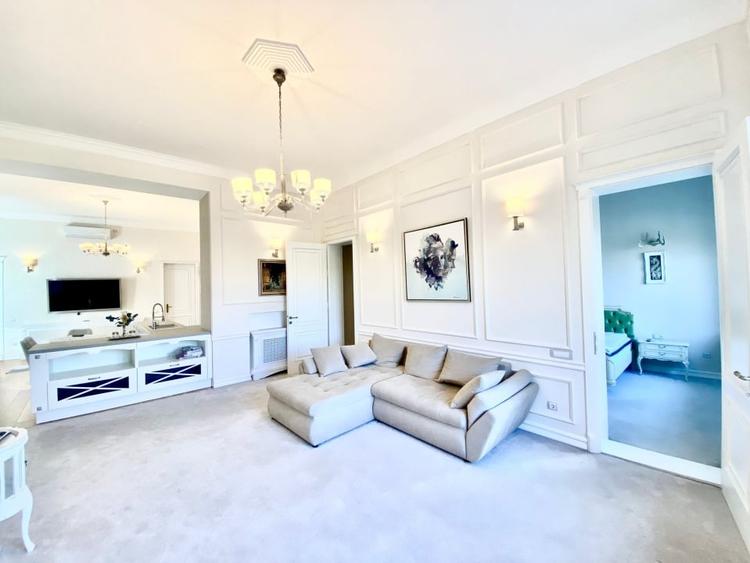 Apartament 2 camere ultracentral, mobilat, utilat, cu vedere spre malul Crișului - 1