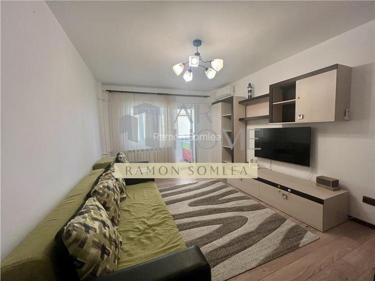 Inchiriere 3 camere spatios cu centrala termica proprie, zona Malu Rosu, Ploiest Inchiriere 3 camere spatios cu centrala termica proprie, zona Malu Rosu, Ploiest