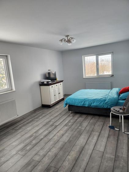 Casă cu 3 camere cu Teren 250 Mp în Central