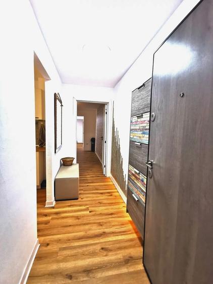 Apartament cu 2 camere decomandat, mobilat în Girocului