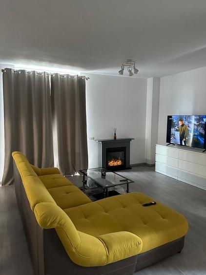 Apartament cu 3 camere decomandat în Dumbrăvița