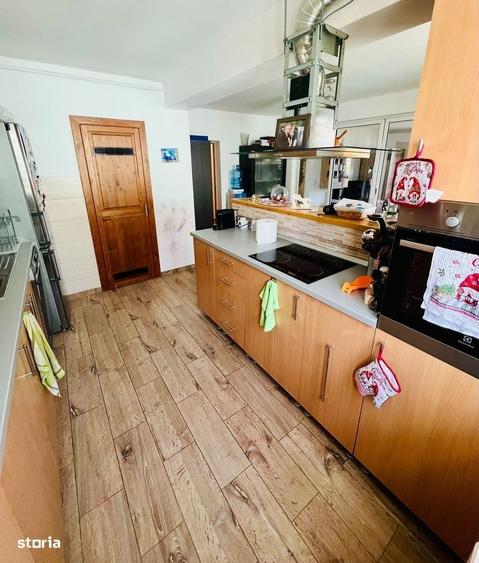 Apartament cu 3 camere în Sud