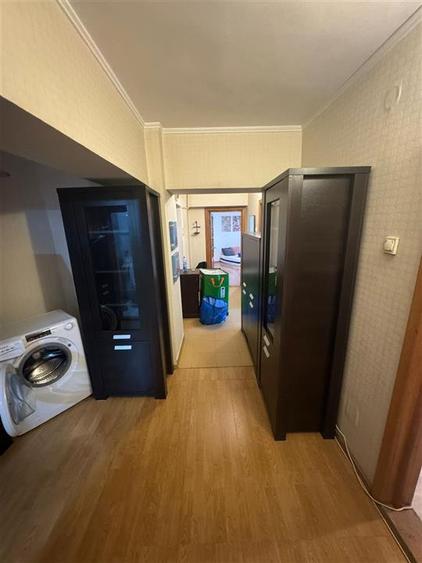 Apartament cu 3 camere decomandat în Brăilei