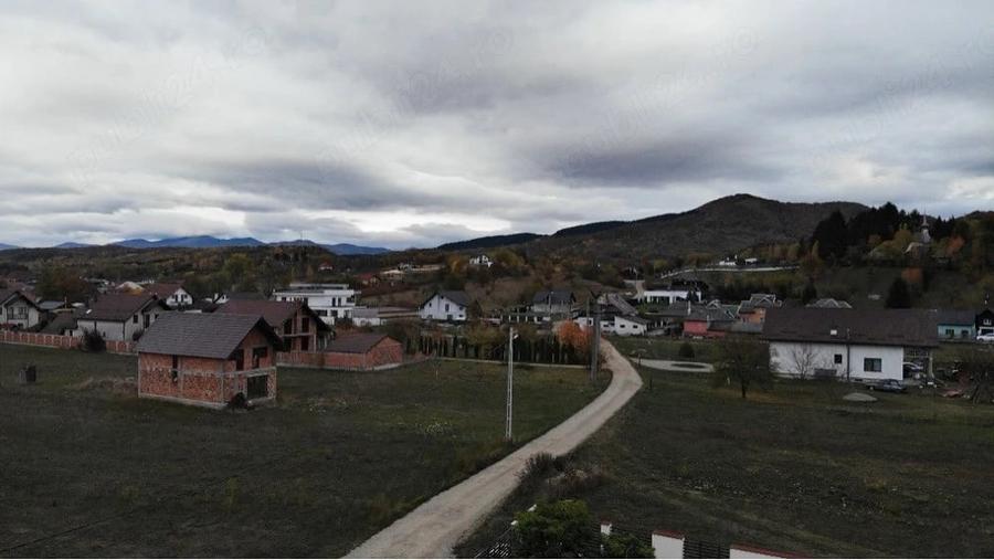 Teren de 600 mp, în Central