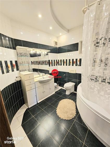 Apartament cu 3 camere în Central