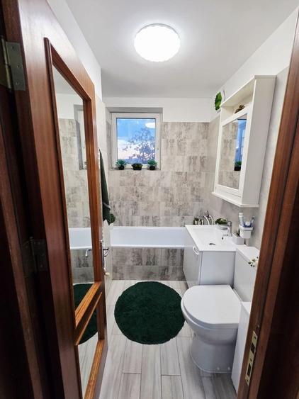 Apartament cu 2 camere și balcon cu vedere port Bd Ferdinand - 9