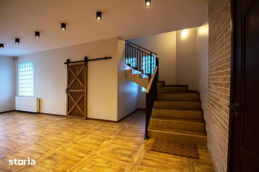 Casă cu Teren 4000 Mp în Central