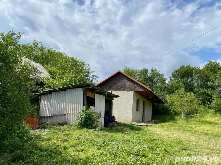 Casă cu 4 camere cu Teren 2215 Mp în Uileacu de Munte