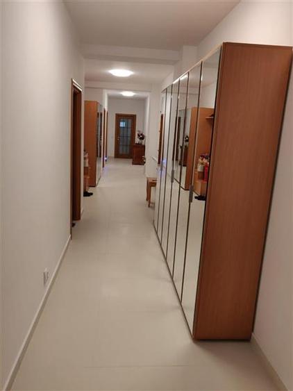 Casă individuală cu 3 camere cu Canalizare în Bucureștii Noi