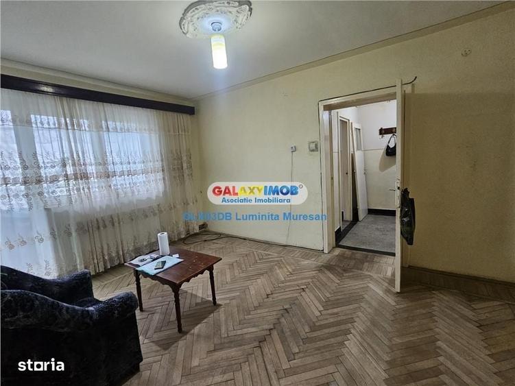 Apartament cu 2 camere semidecomandat în Aleea Trandafirilor