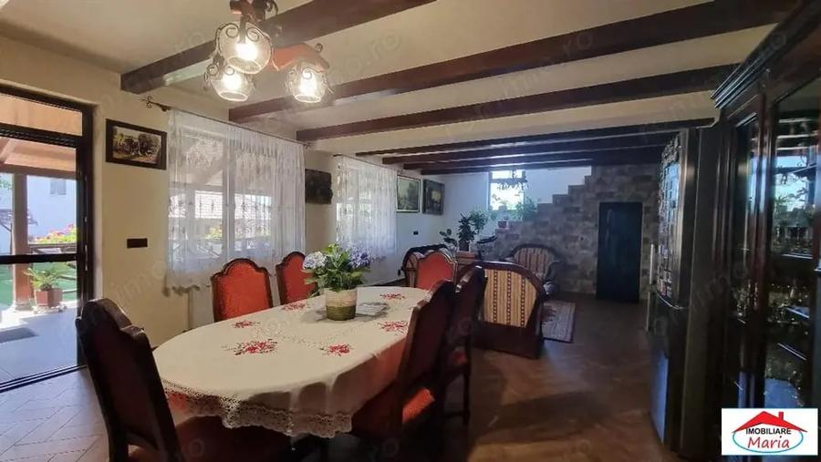 Casă cu Teren 1452 Mp în Lazuri