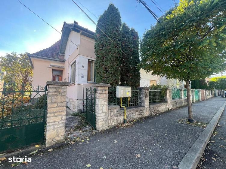 Casă cu 3 camere cu Canalizare în Gruia