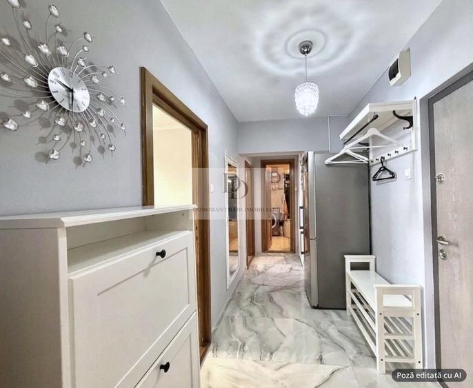 Apartament cu 3 camere decomandat, mobilat în Central