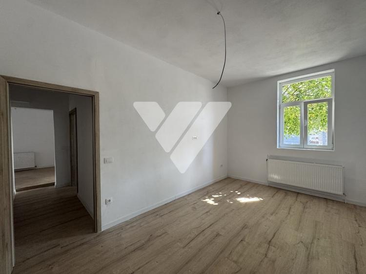 Apartament cu 2 camere decomandat în Piața Cluj
