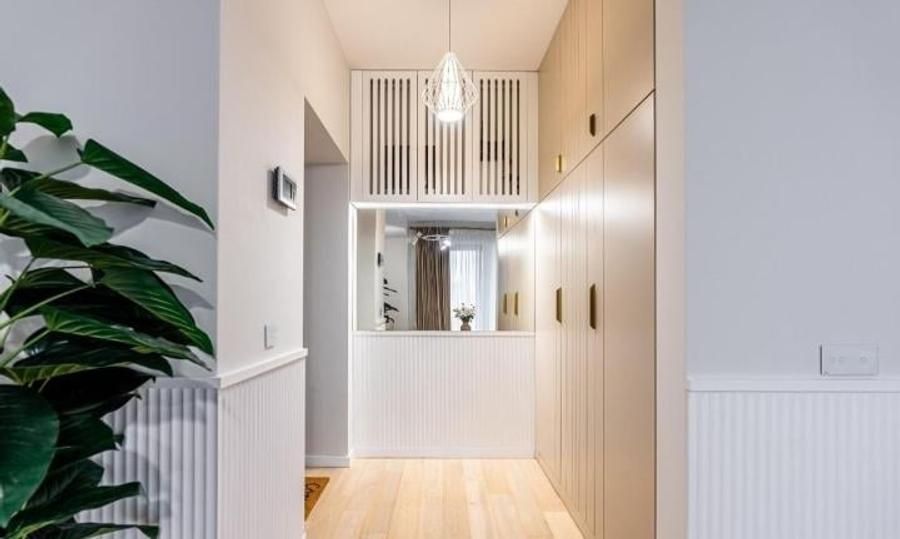 Apartament cu 3 camere decomandat în Tineretului