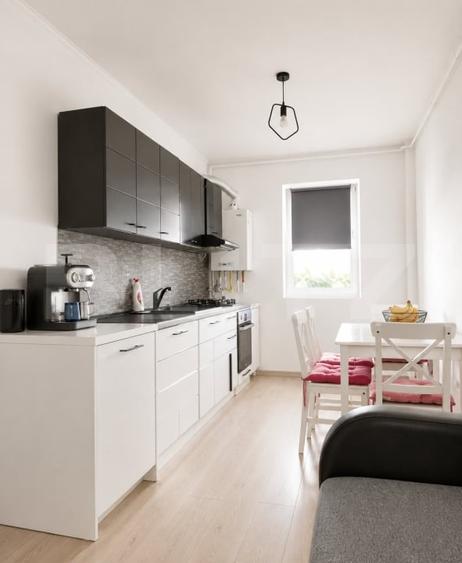 Apartament cu 2 camere semidecomandat, mobilat în Baciu