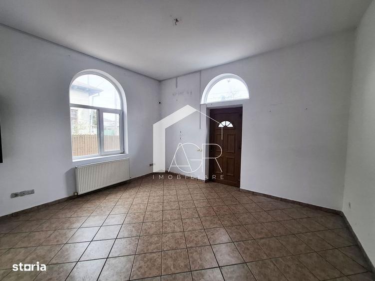Casa cu 4 camere, zona Central - 15