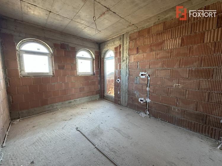 Comision 0% Casa individuala Mosnita in stil Neoromanesc cu 202 mp utili! - 12