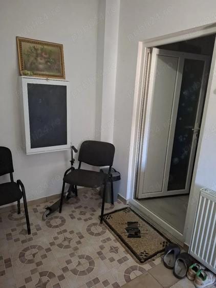 Inchiriez apartament 2 camere decomandat parter CAM, zona lini?tita - 8