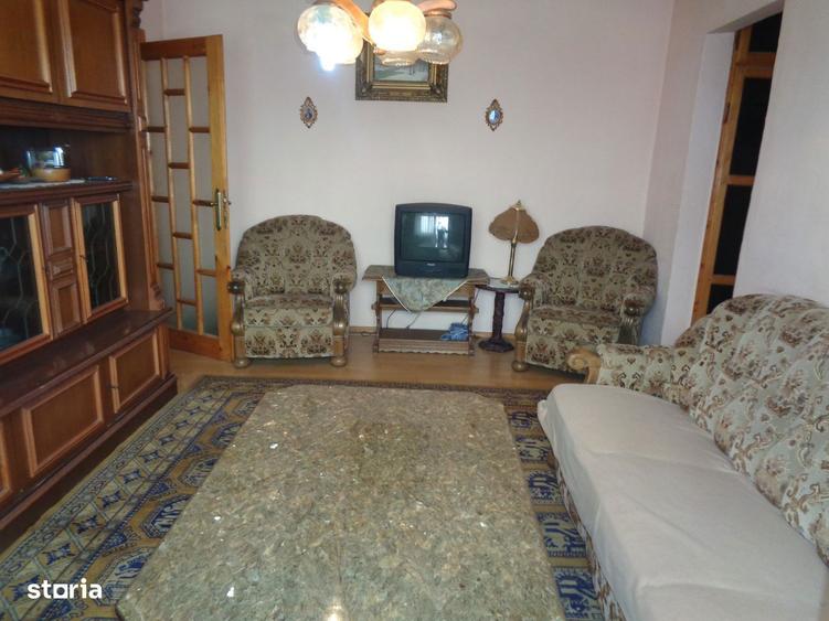 Apartament 3 camere confort 1 MICALACA-ORIZONT, etaj 1 geam la baie - 9