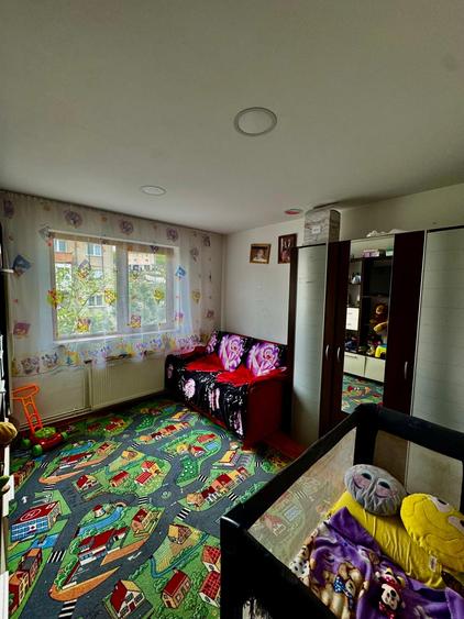 Apartament 2 camere, zona Scoala Generala nr. 6 - 9