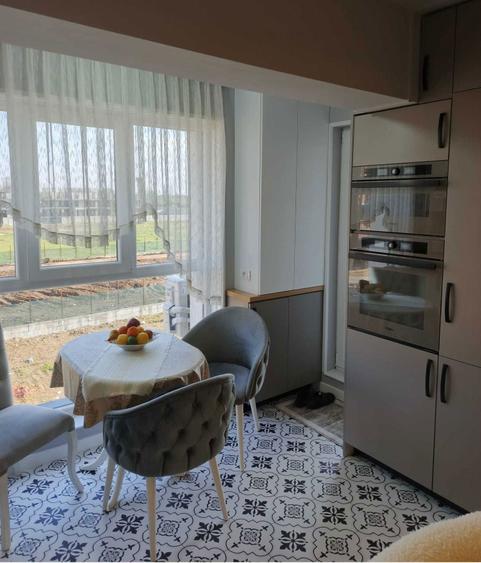 PROPIETAR vand Apartament 2 Camere + Parcare - 1