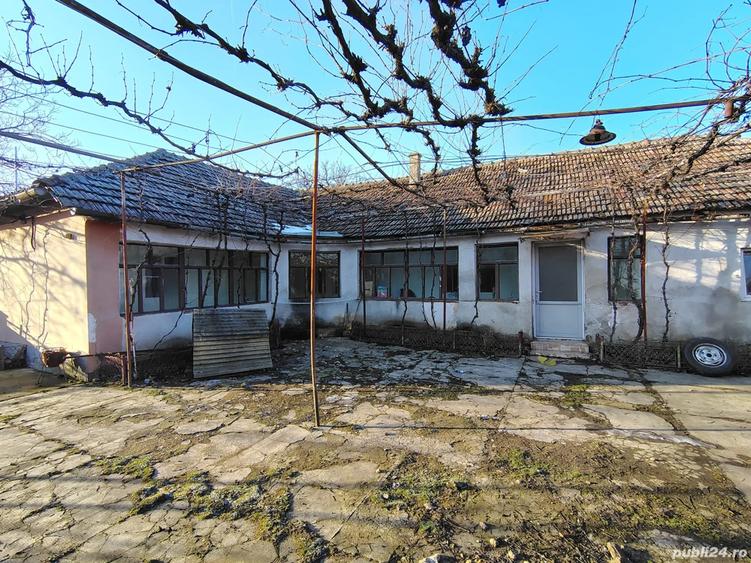 Vand casa in localitatea Horia - 1