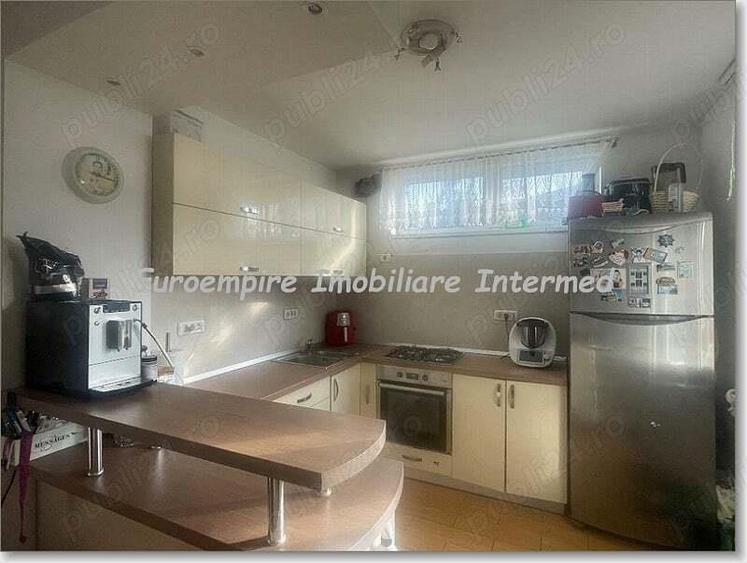 De inchiriat vila P+1E zona Kamsas - 6