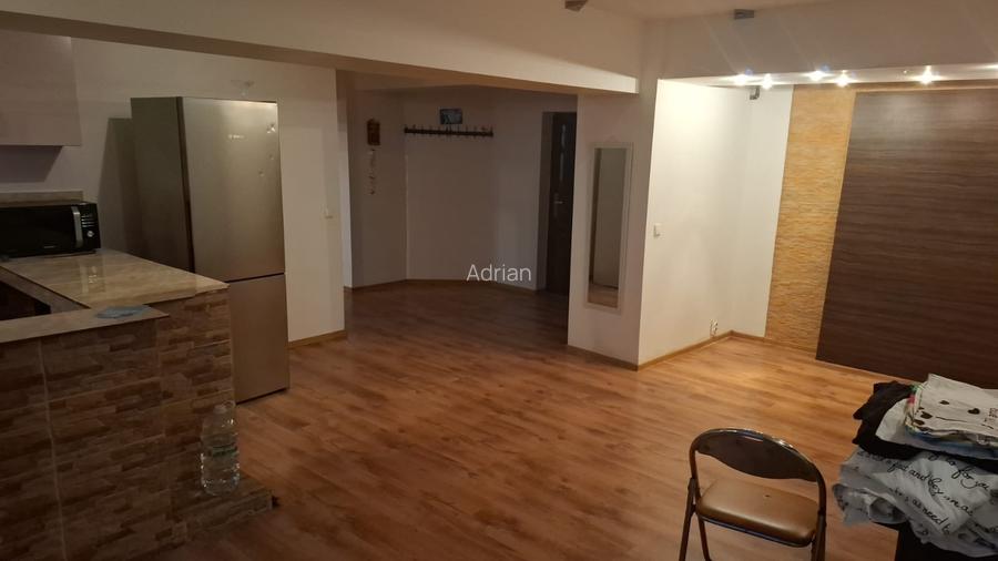 Casa de Cultura-2 camere decomandate, mobilate si utilate.......