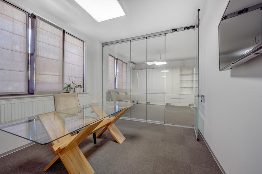 Sector 1 Primaria - Apartament - loc de parcare suprateran - acces dublu - 11