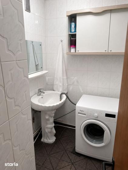 Apartament cu 3 camere decomandat în Dristor