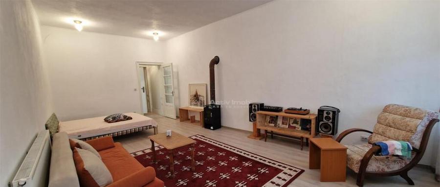 Chirie Resita Apartament 90 mp. etj.1 la casa. - 2