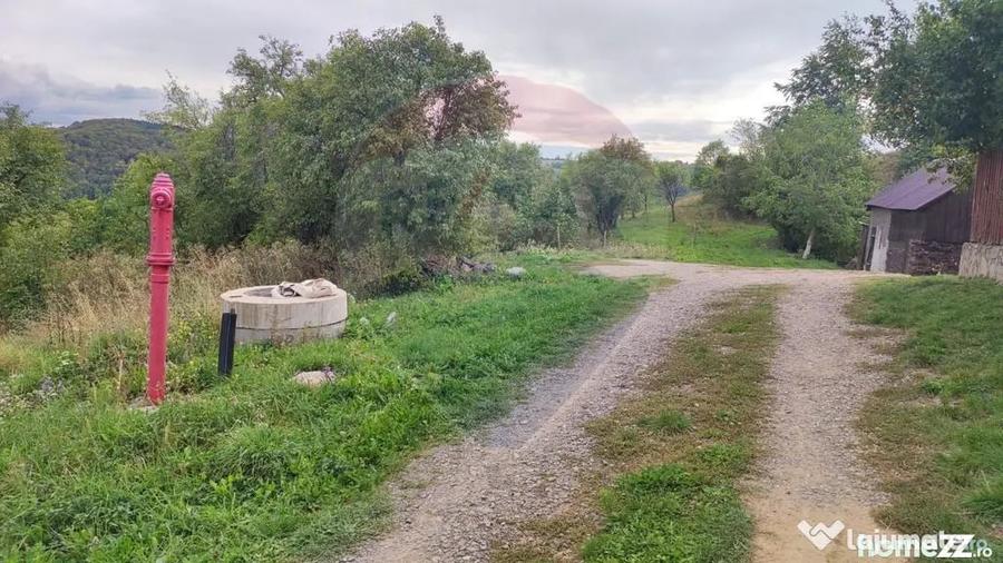 Teren de 3082 mp, în Damiș
