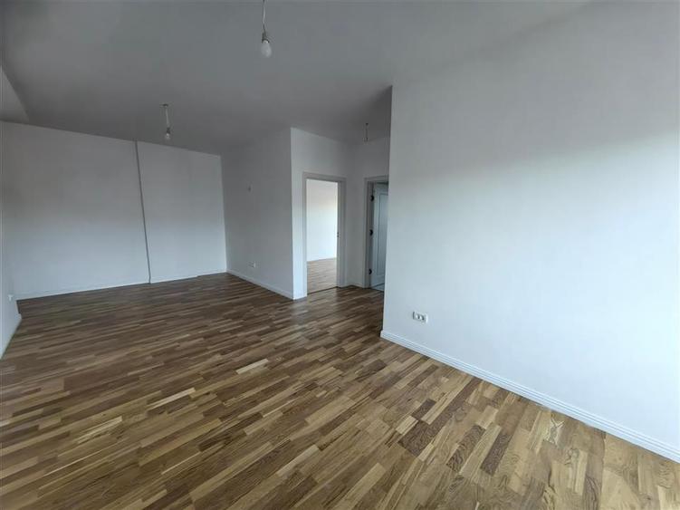Ap. 3 camere, et.2, bloc nou cu lift - 9