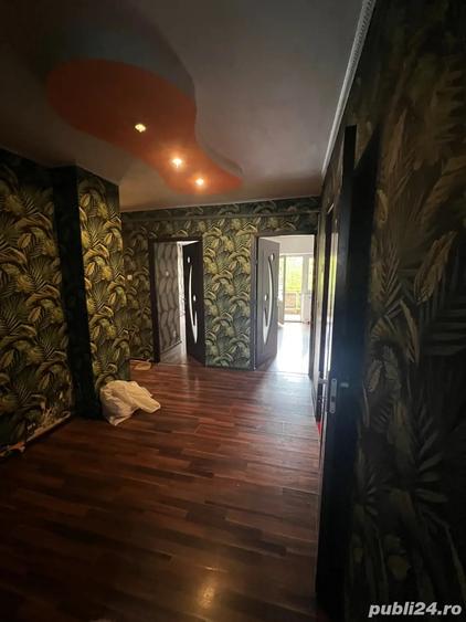 Apartament de vanzare 4 camere - 5