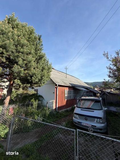 Casa si teren de vanzare in Campulung Moldovenesc - 2