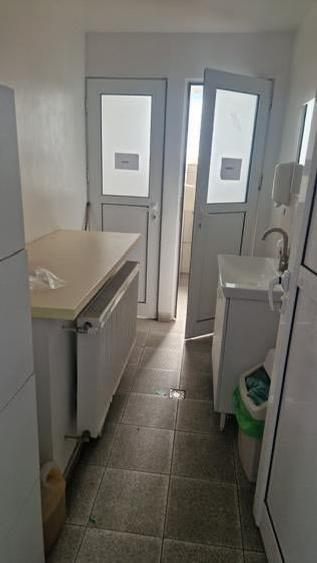 Berceni Metrou- Popesti Leordeni - suprafata 1000 mp - pret 6000 euro + tva - 8