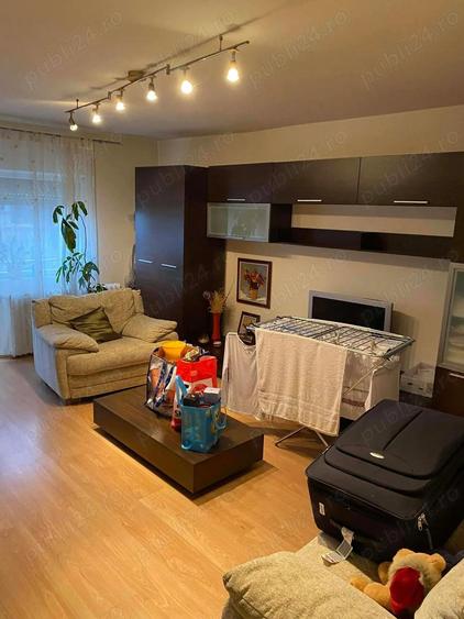 Apartament 2 camere , Micro 17 , decomandat , 63.000 euro neg. - 3