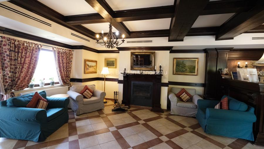 Vanzare hotel in zona superba de munte cu priveliste incredibila din camere