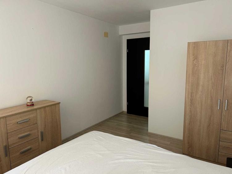 Apartament cu 2 camere decomandat în Exterior Vest