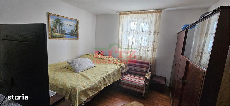 CASA DE VANZARE CU GARAJ,ZONA BOLD - 3