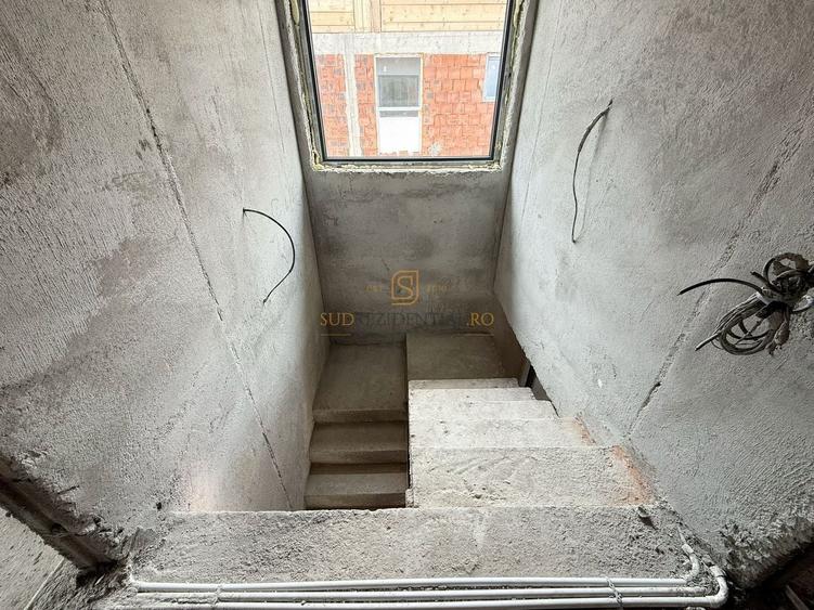 Vila Individuala, finisaje la alegere / Zona centrala / 4 Camere - 5