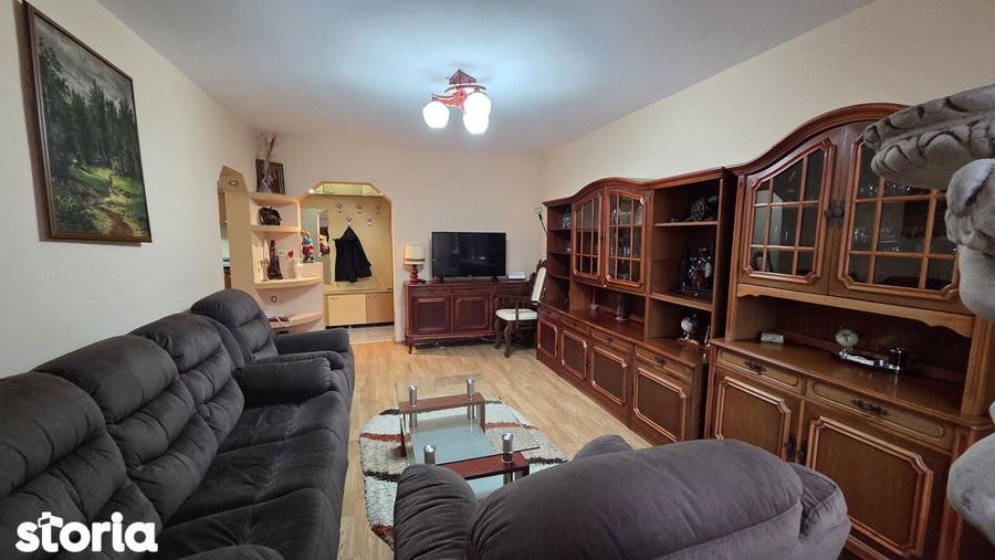 De vanzare 3 camere , centru - 9